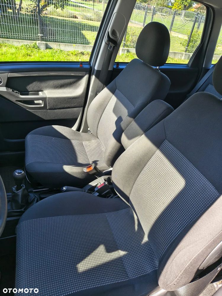 Opel Meriva - 9
