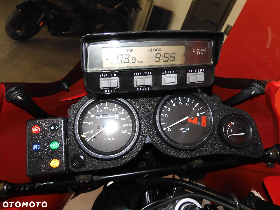 Honda XRV - 27