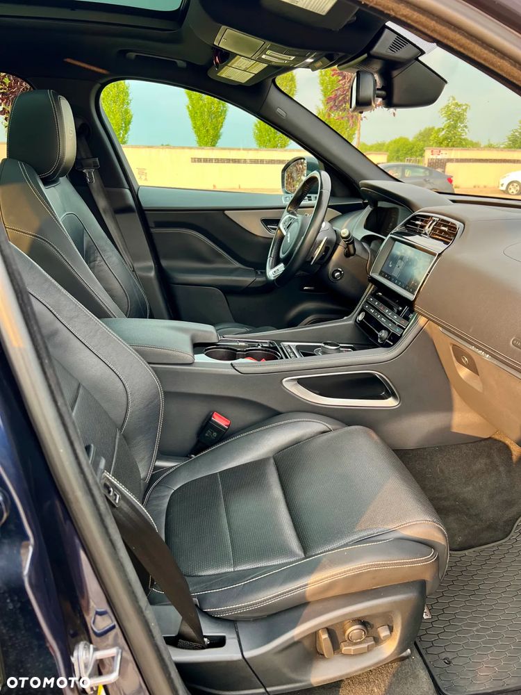Jaguar F-Pace 3.0 V6 AWD S - 22