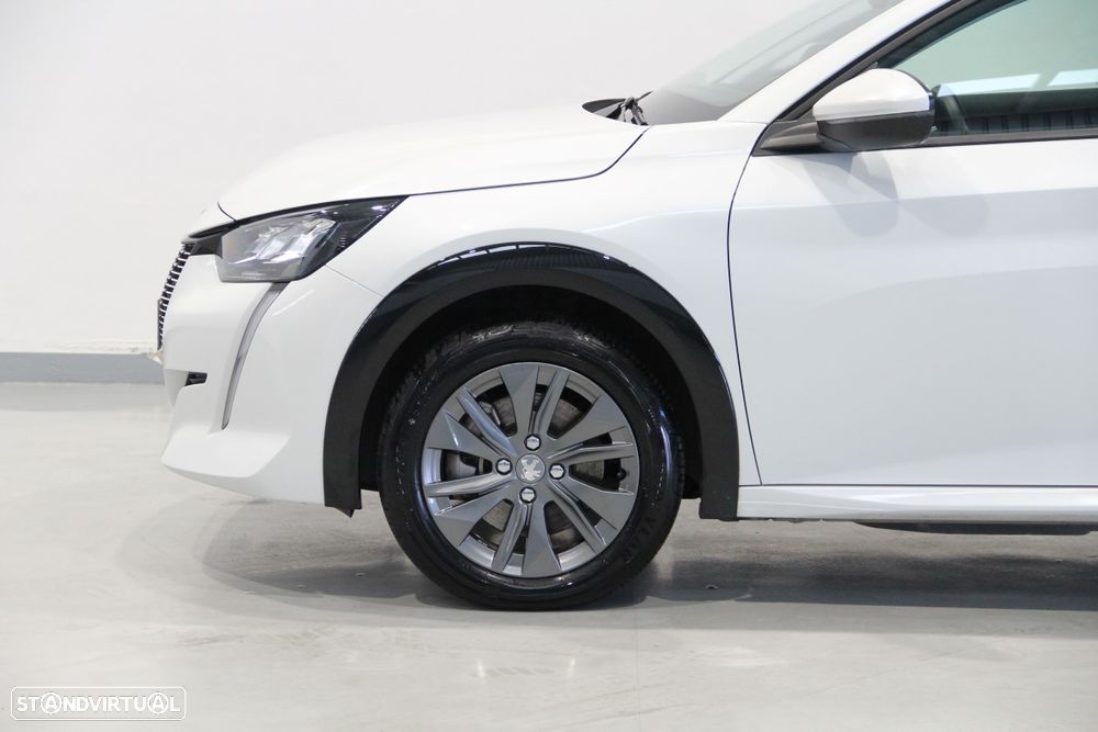 Peugeot e-208 50 kWh Allure - 3