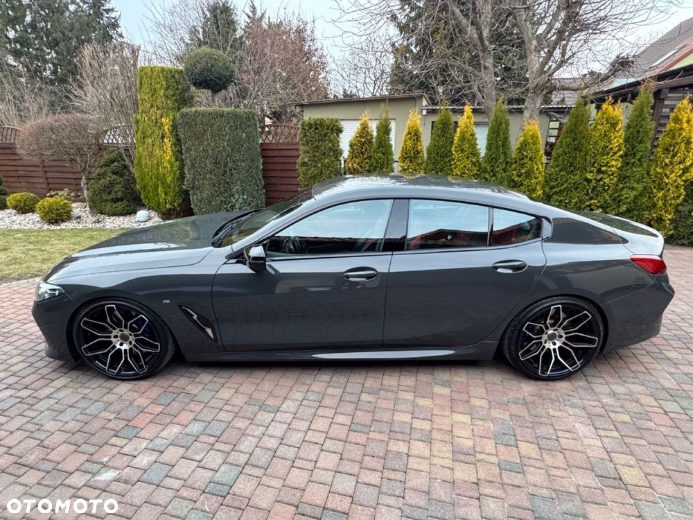 BMW Seria 8 - 16