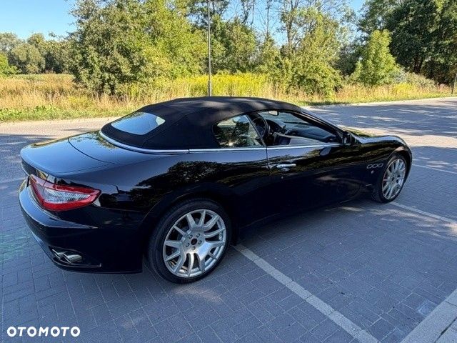 Maserati GranCabrio - 14