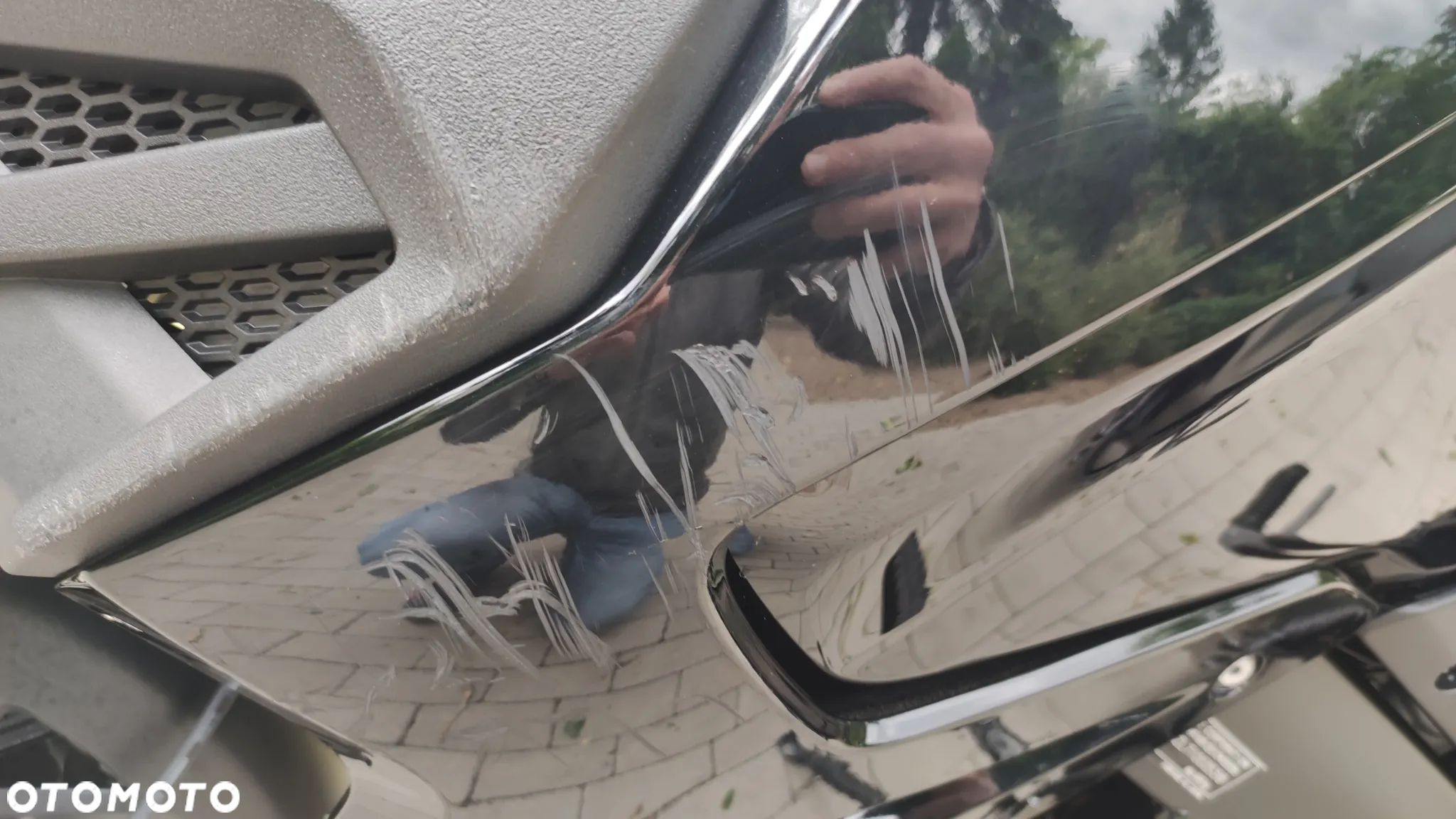 Suzuki V-STROM - 24