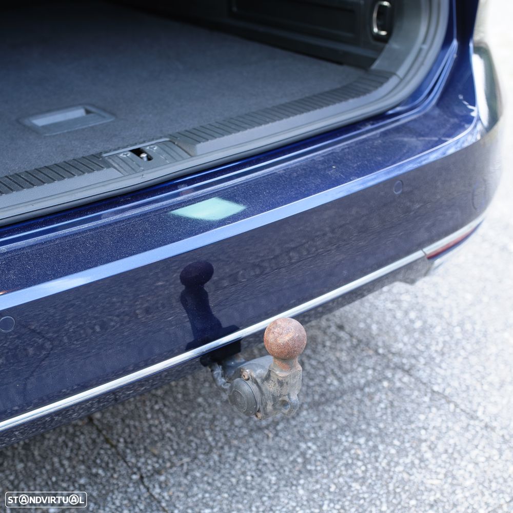 VW Passat Variant - 19