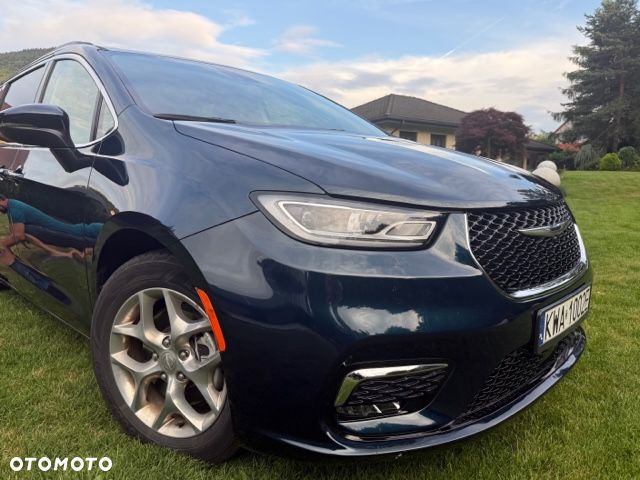 Chrysler Pacifica - 10