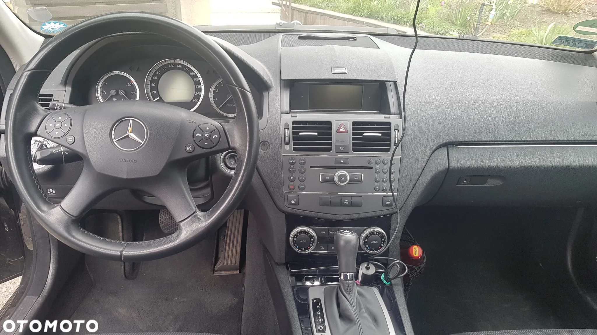 Mercedes-Benz Klasa C 180 CGI Automatik BlueEFFICIENCY - 6