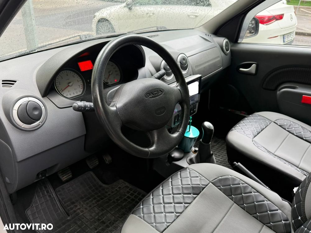 Dacia Logan 1.6 16V Prestige - 10