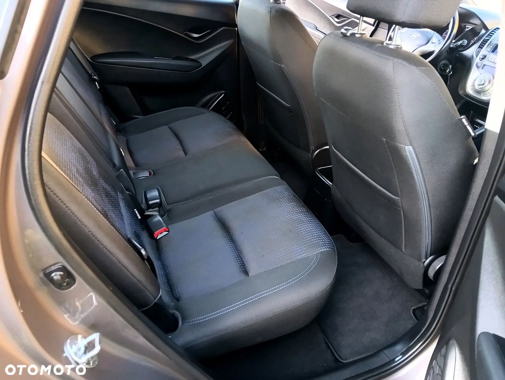 Hyundai ix20 1.4 UEFA EURO 2012 Edition - 21