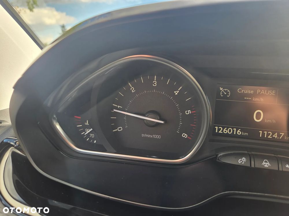 Peugeot 2008 1.6 BlueHDi Crossway S&S - 32