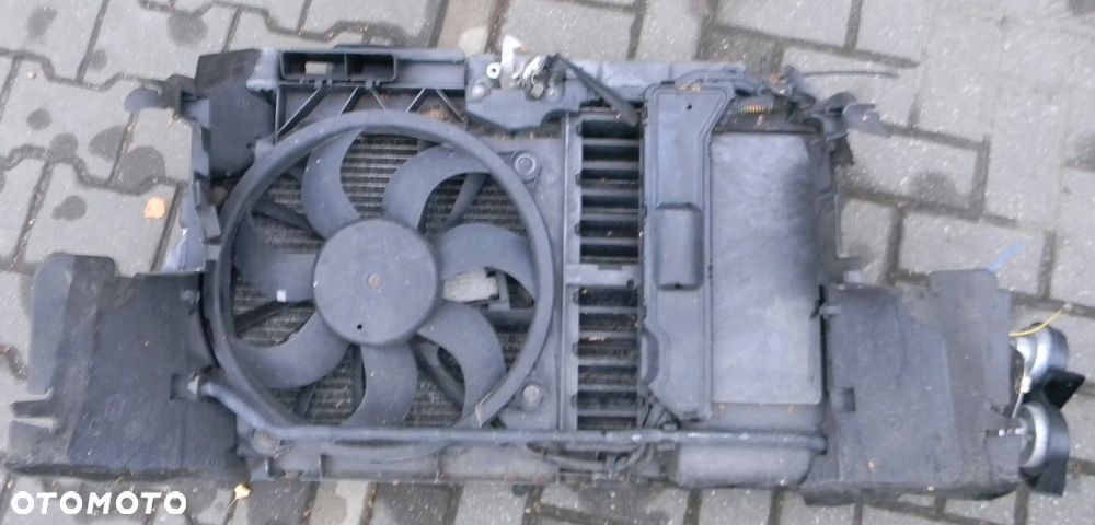 pas przedni wzmocnienie PEUGEOT 407 chłodnica wentylator