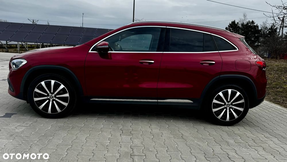 Mercedes-Benz GLA 200 Progressive - 4