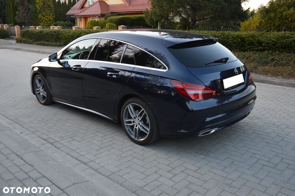 Mercedes-Benz CLA 180 d AMG Line - 14