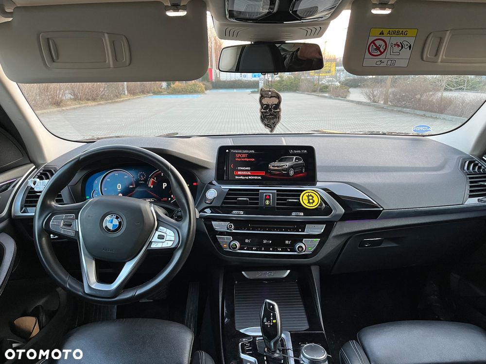 BMW X3 xDrive20d - 11