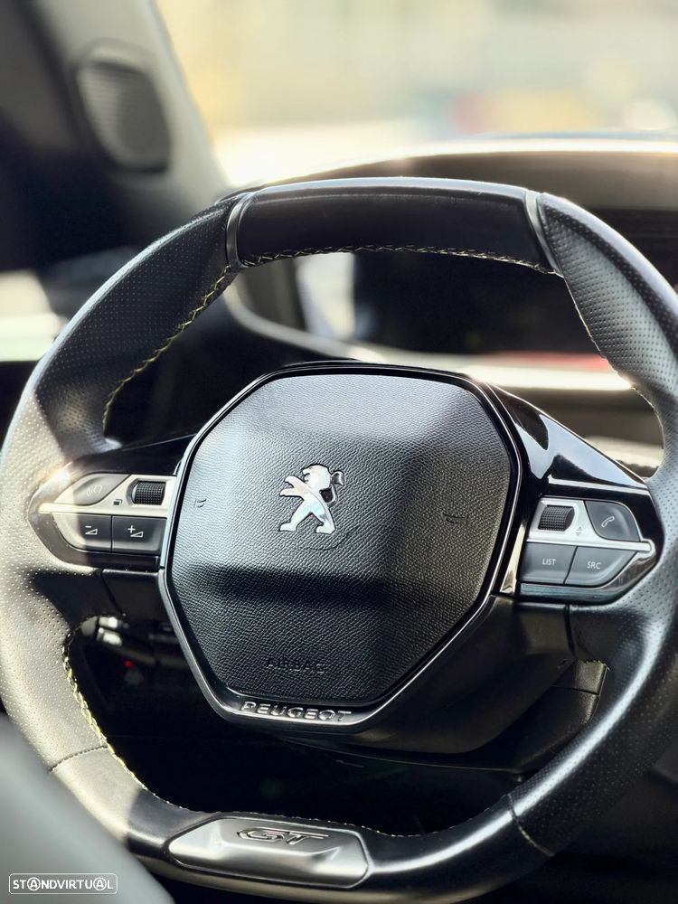 Peugeot 2008 1.2 PureTech GT Line - 30