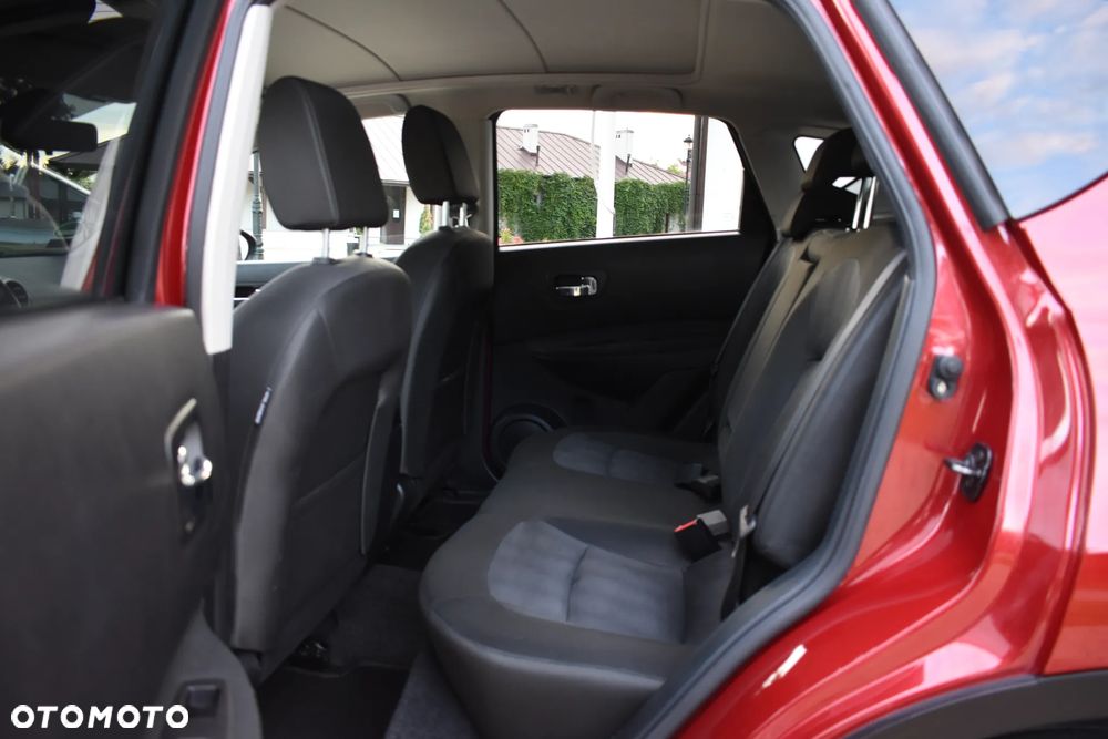 Nissan Qashqai 2.0 dCi DPF I-Way - 28