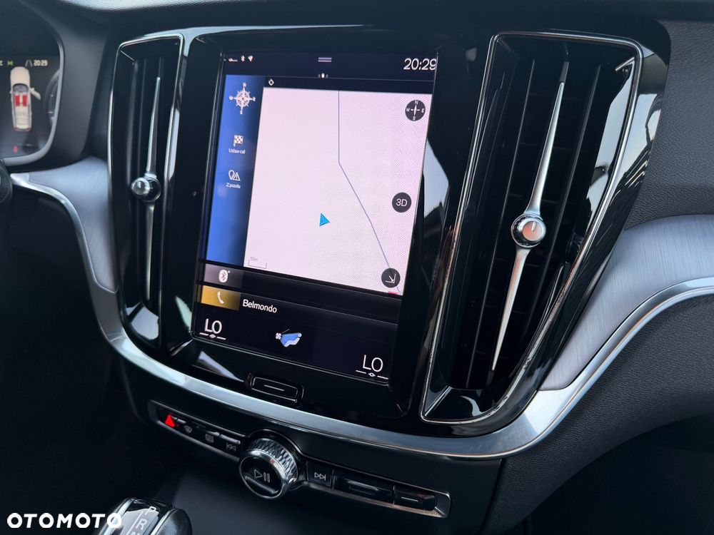 Volvo V60 Cross Country D3 Geartronic Momentum - 36