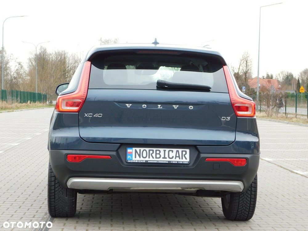 Volvo XC 40 D3 Momentum - 32