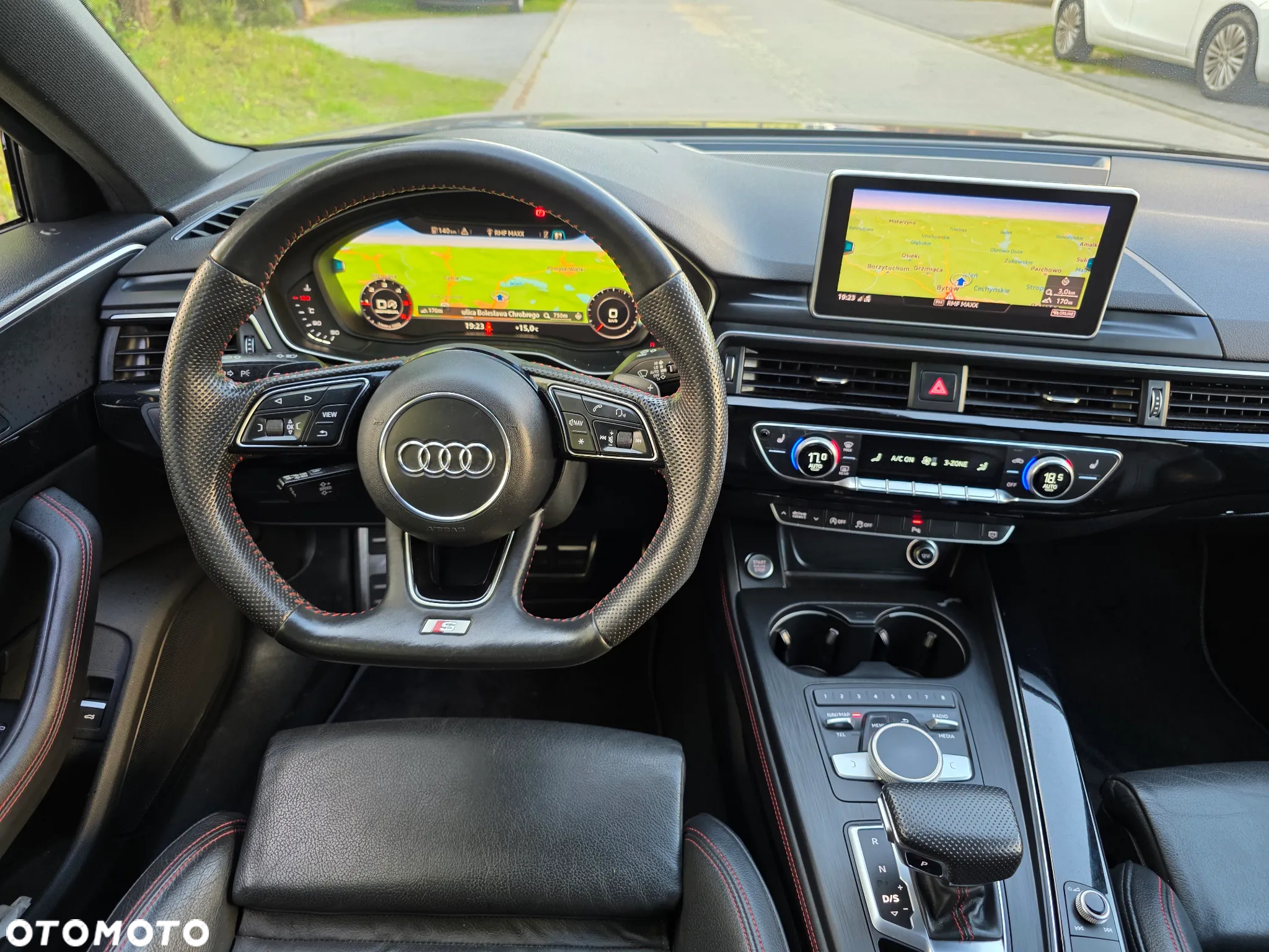 Audi A4 Avant 2.0 TDI ultra S tronic design - 40