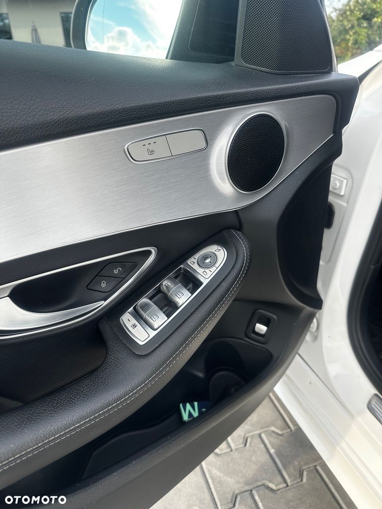 Mercedes-Benz Klasa C 200 4MATIC 9G-TRONIC - 16