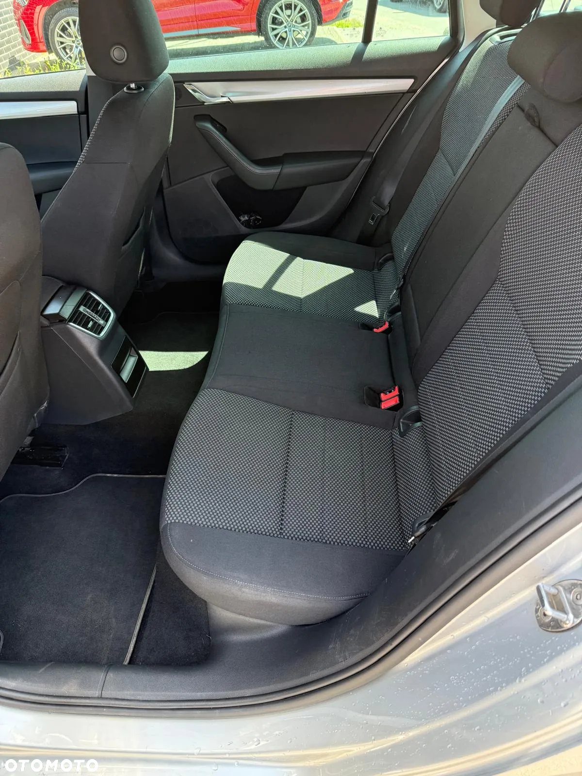Skoda Octavia 2.0 TDI Ambition DSG - 12