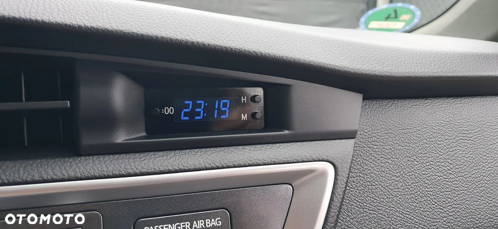 Toyota Auris 1.6 Premium Start - 33