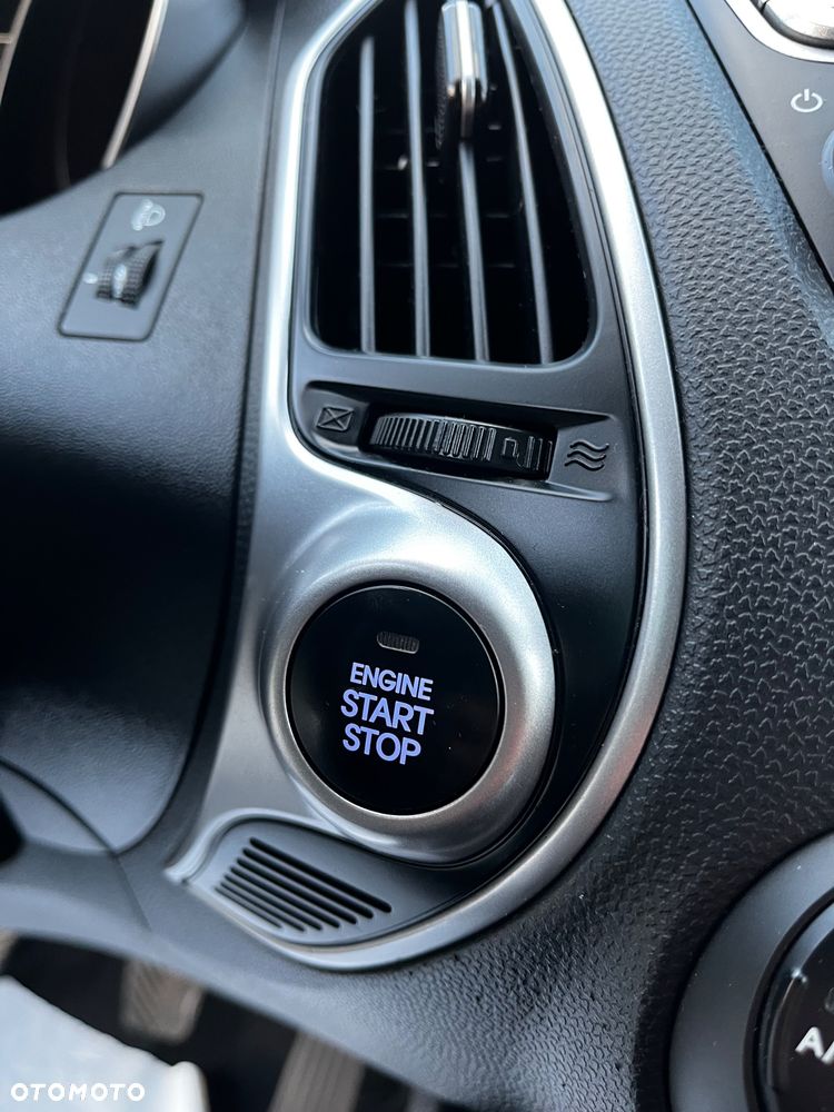 Hyundai ix35 - 23