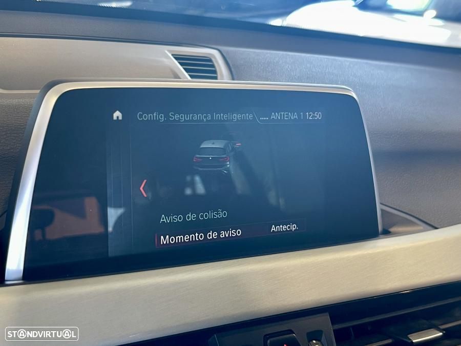 BMW X1 16 d sDrive Line xLine - 22