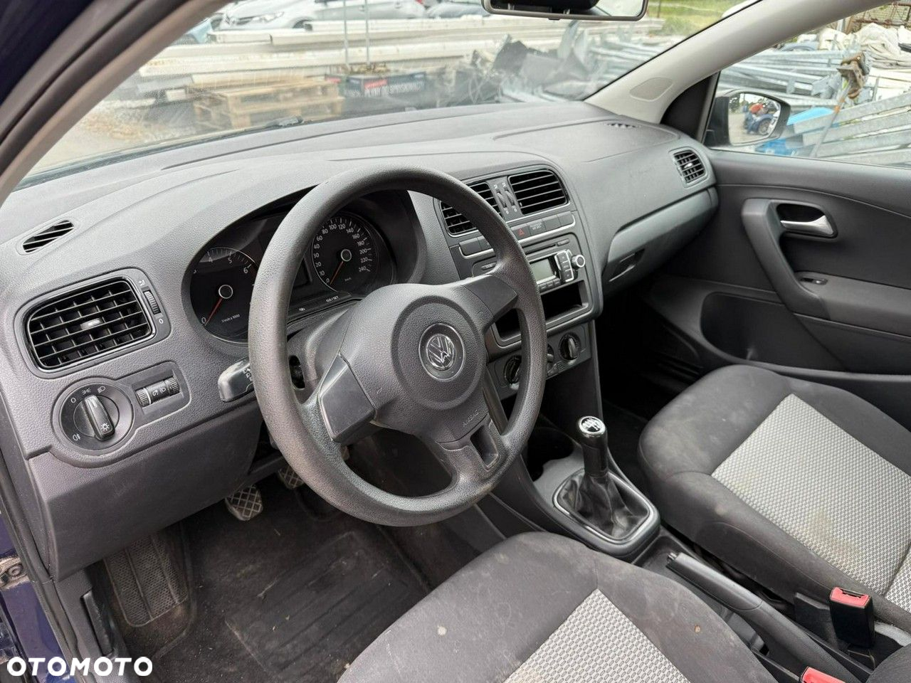 Volkswagen Polo - 8