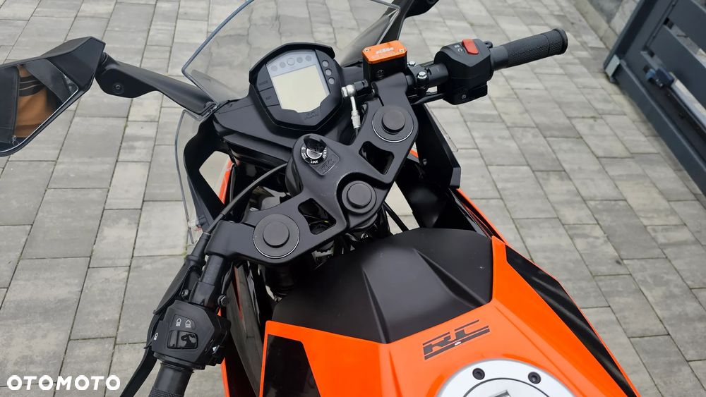 KTM RC 125 - 9