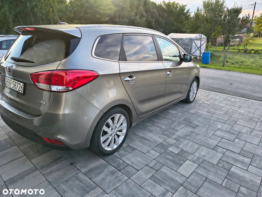 Kia Carens 1.7 CRDi 115 Fifa World Cup Edition - 8