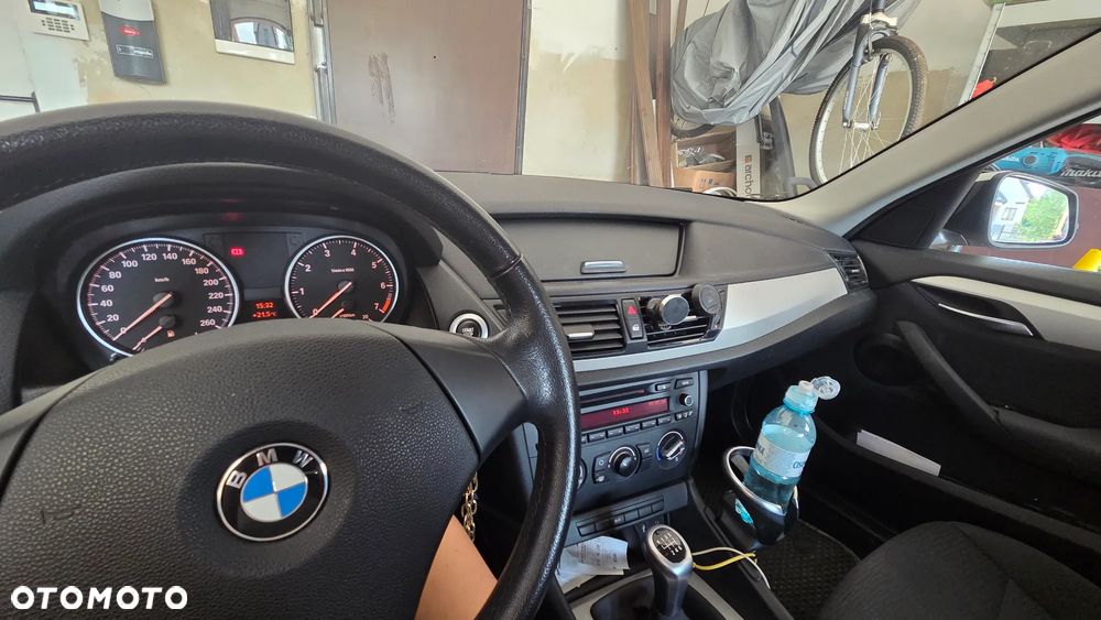 BMW X1 sDrive18i - 16