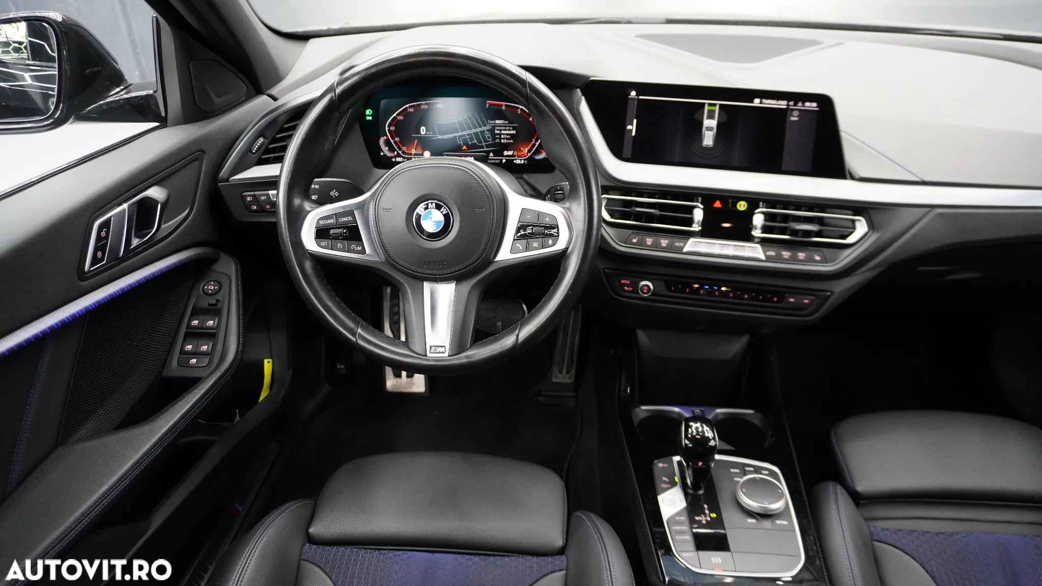 BMW Seria 1 118i Aut. M Sport - 24
