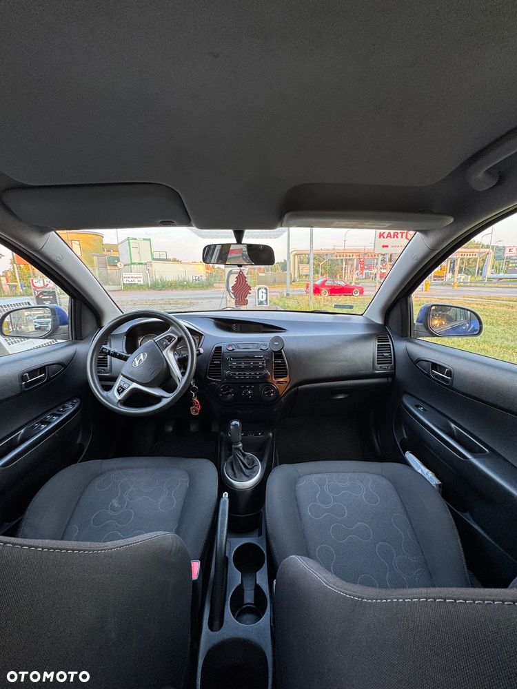 Hyundai i20 - 15