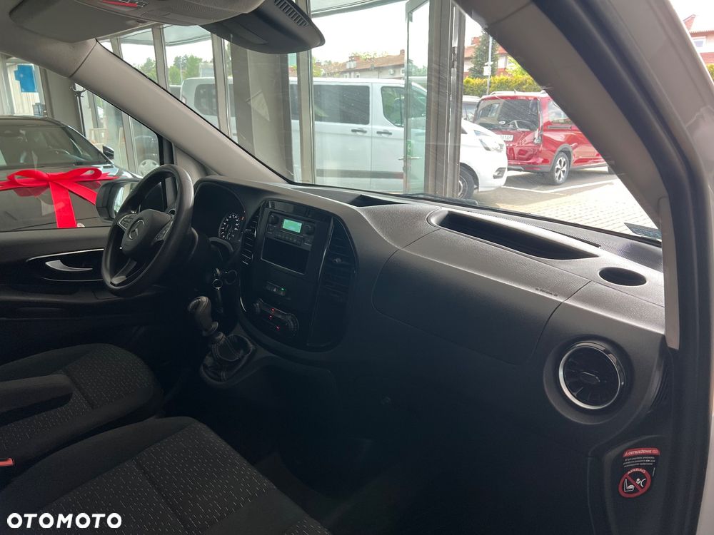 Mercedes-Benz Vito - 30