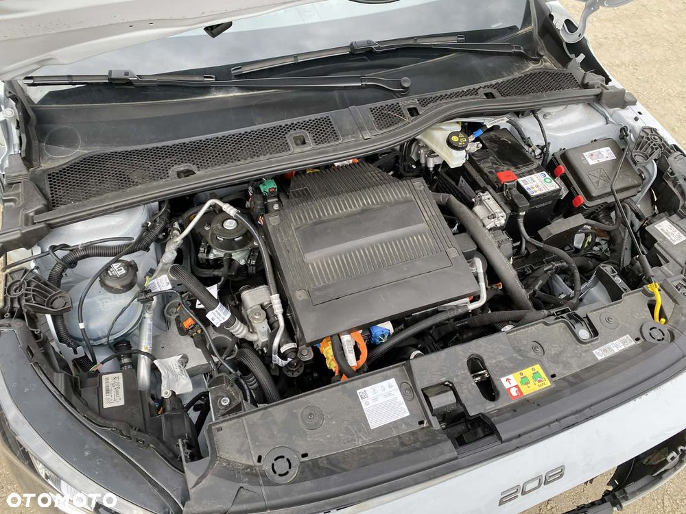 Peugeot 208 Elektromotor 156 Allure - 20