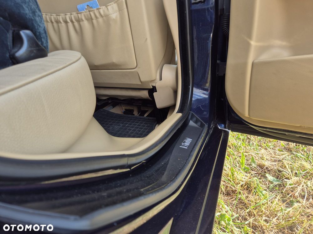 BMW Seria 5 - 21