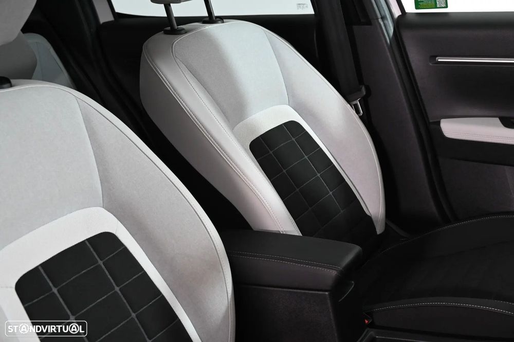 Citroën e-C3 44 kWh Autonomia Conforto Max - 29