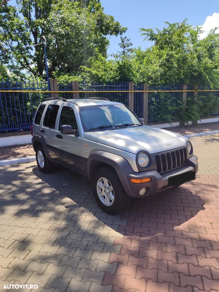 Jeep Cherokee - 12