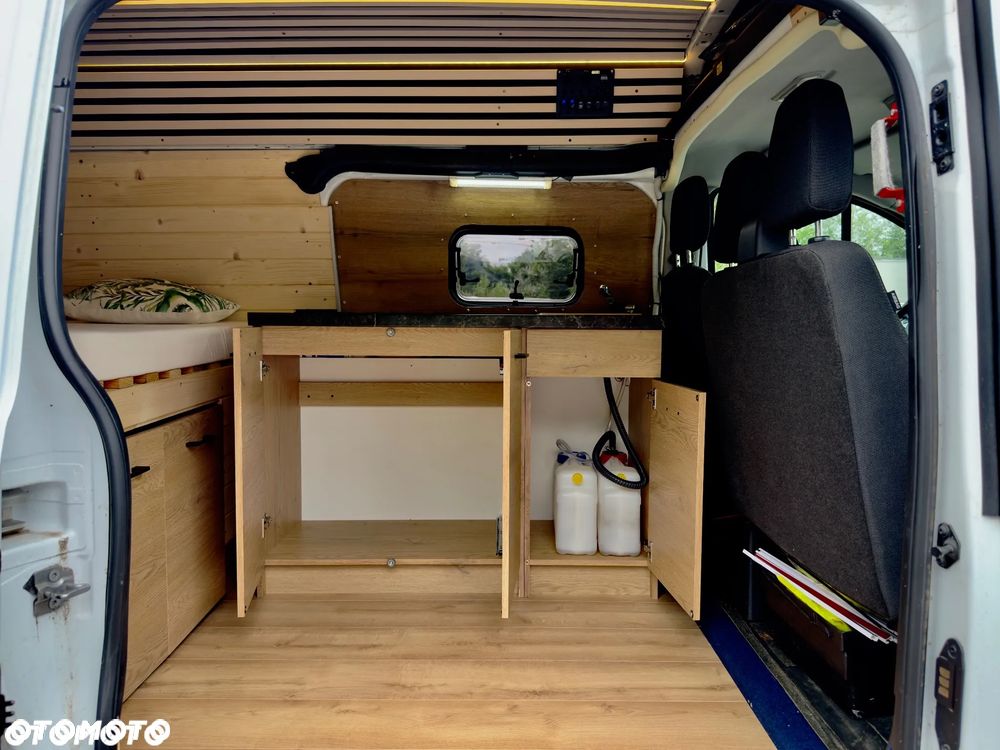 Ford Transit - 11