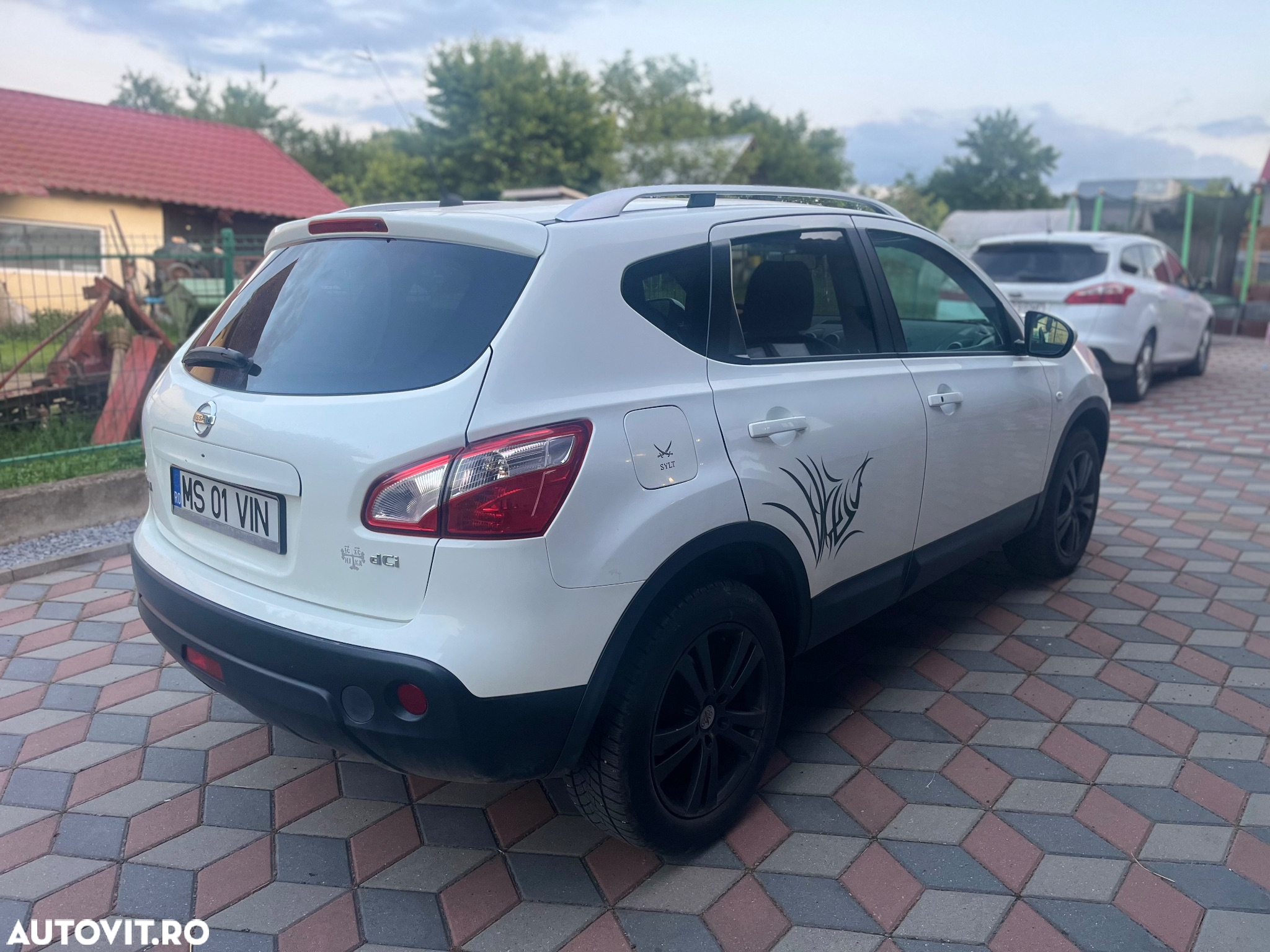 Nissan Qashqai 2.0 DCI DPF Tekna - 5