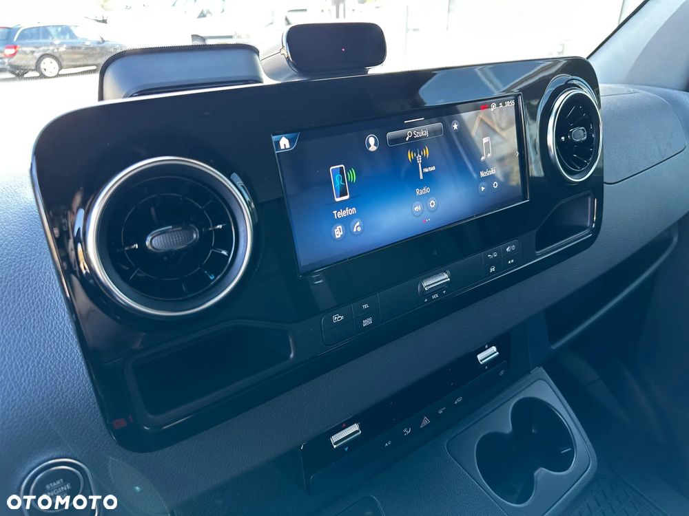 Mercedes-Benz Sprinter - 18