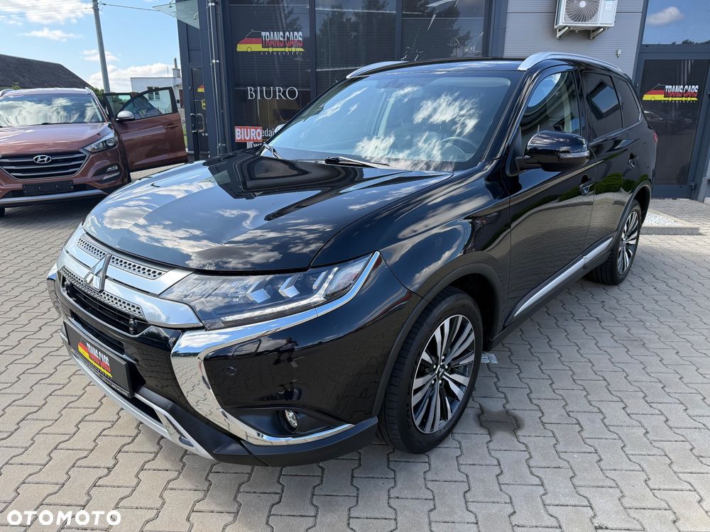 Mitsubishi Outlander 2.0 4WD CVT Diamant Edition+ - 11