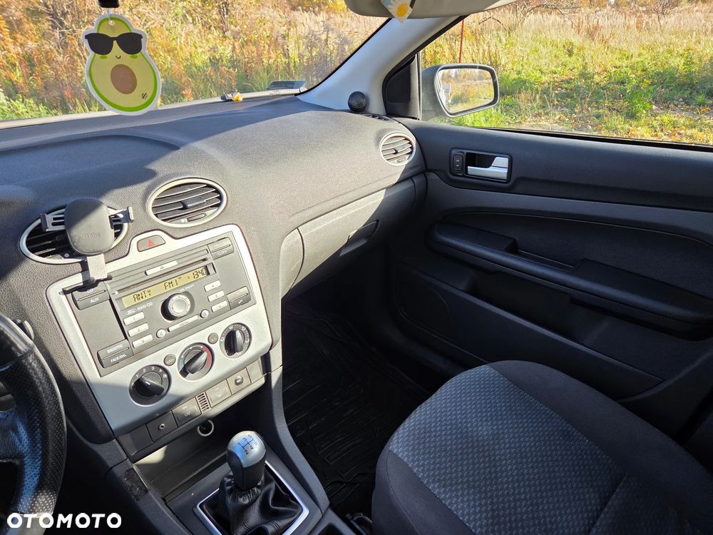 Ford Focus - 21