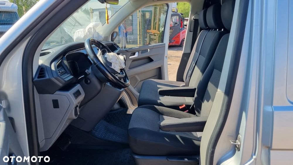 Volkswagen Transporter - 31