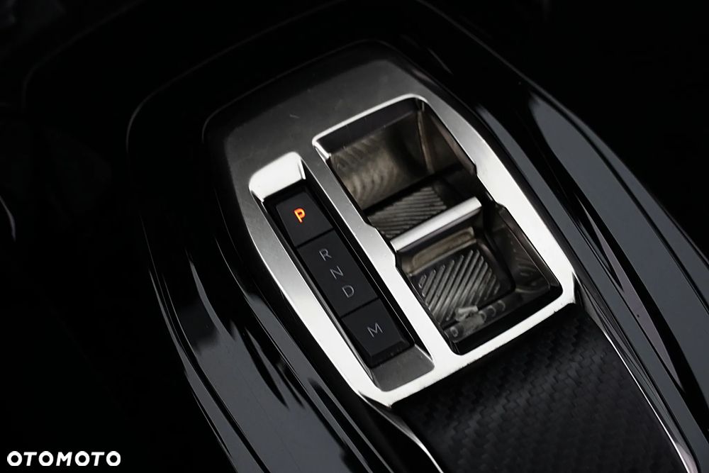 Peugeot 208 PureTech 100 EAT8 GT Pack - 33