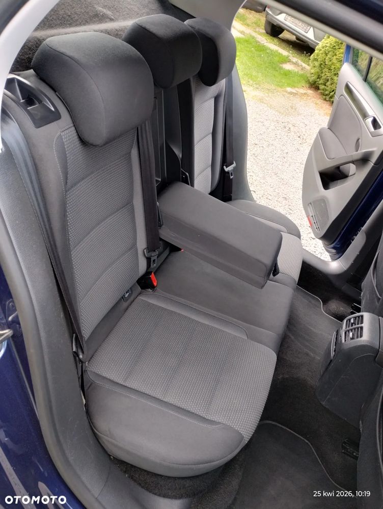 Volkswagen Golf 1.6 Comfortline - 29