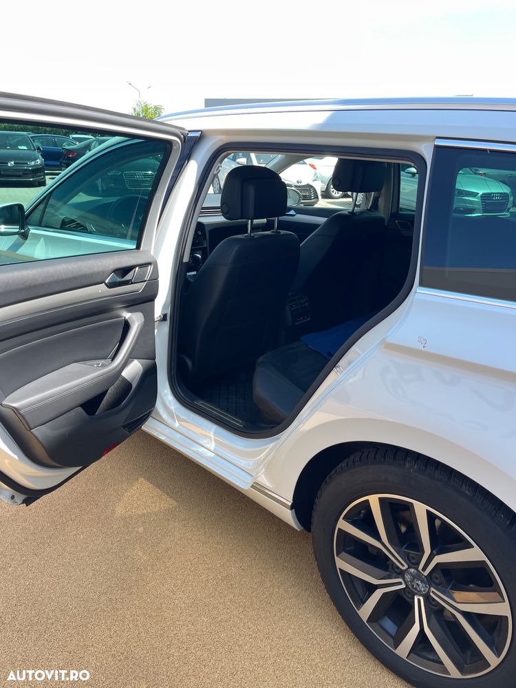 Volkswagen Passat 2.0 TDI DSG Highline - 27