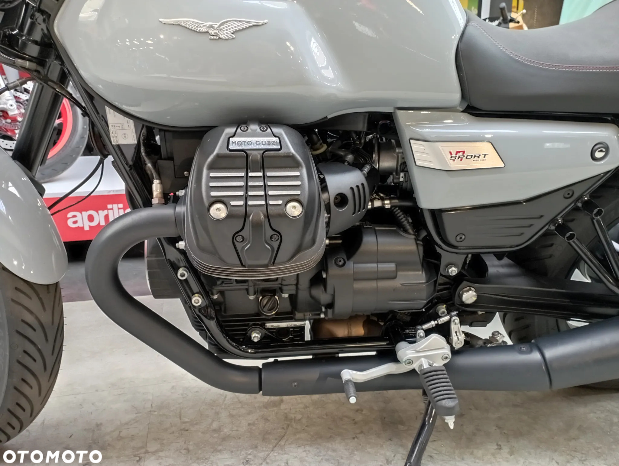 Moto Guzzi V7 - 21
