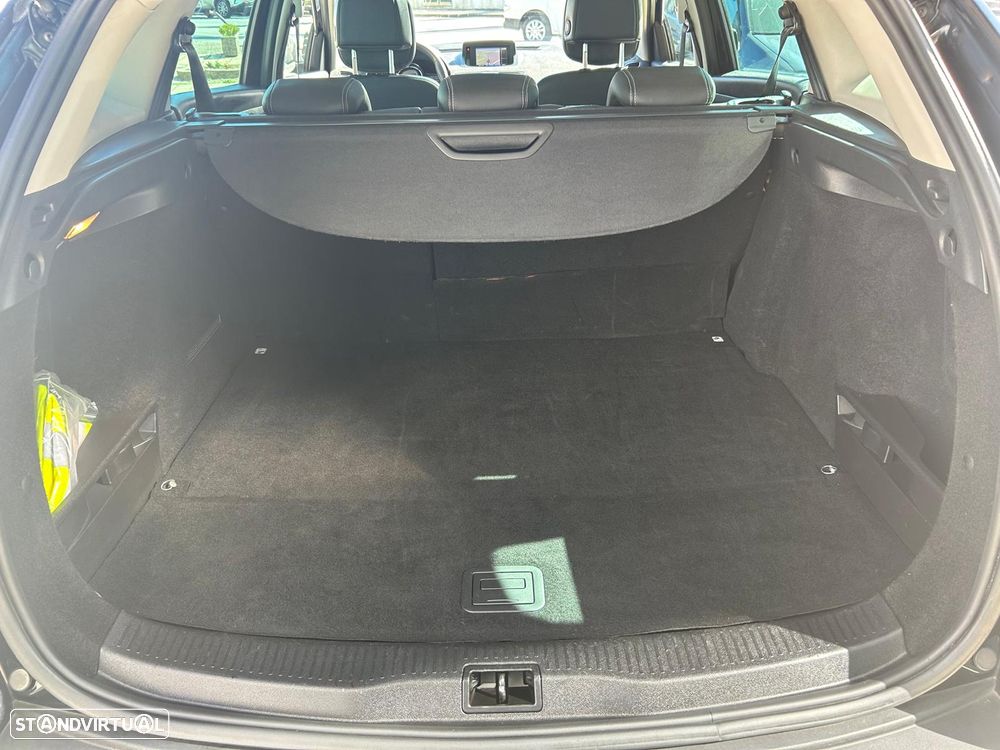 Renault Mégane Sport Tourer 1.4 TCE Dynamique S - 25