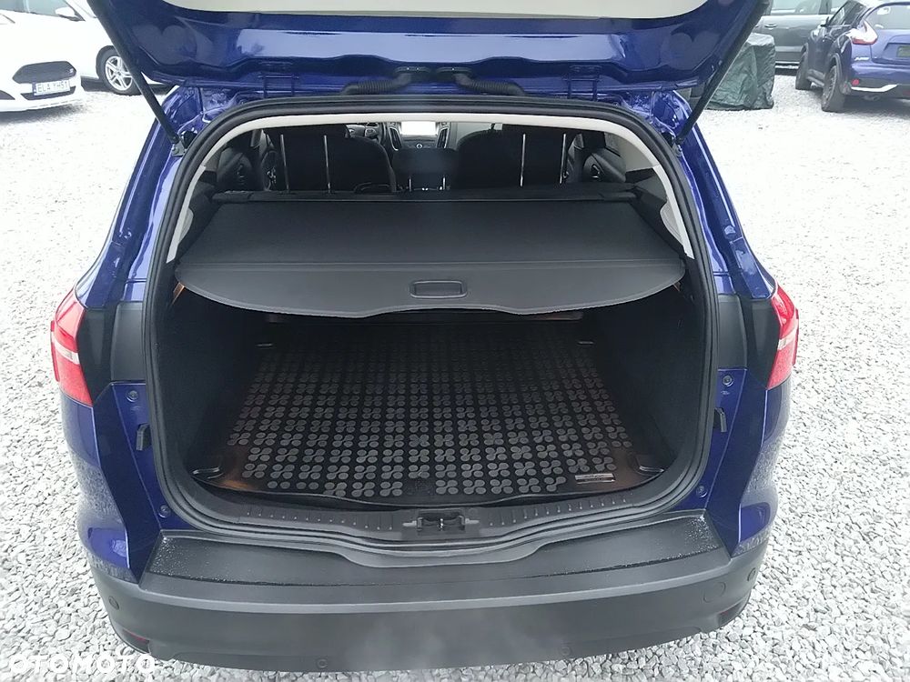 Ford Focus 1.0 EcoBoost STart-Stopp-System TITANIUM - 2